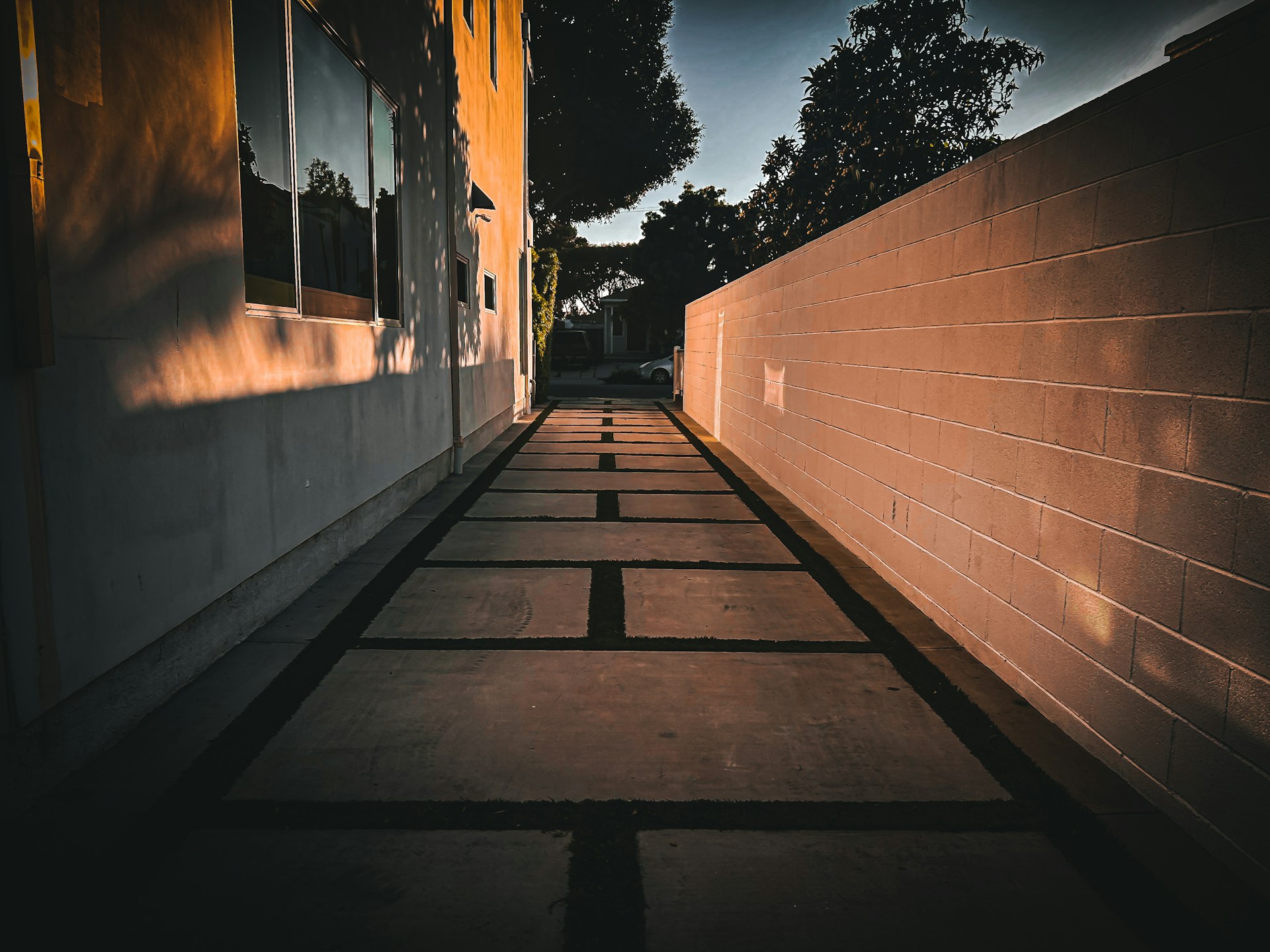 Walkway concrete installation in Rochester